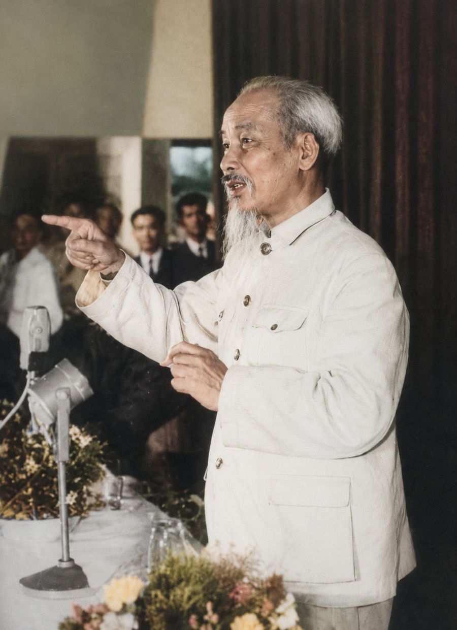 Lần thứ ba Bác về thăm Trường, ngày 11/3/1962.